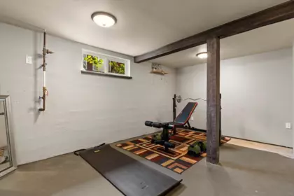 Basement Recreation Room Photo of 45407 Wells Road, Chilliwack, BC
