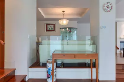 Entry Foyer Photo of 1582 Homer Mews, Vancouver, BC