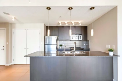 Dining Area Photo of 1401 2979 Glen Drive, Coquitlam, BC