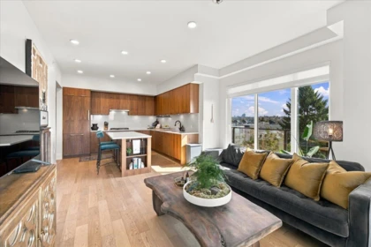 Kitchen Photo of 602 2550 Garden Drive, Vancouver, BC