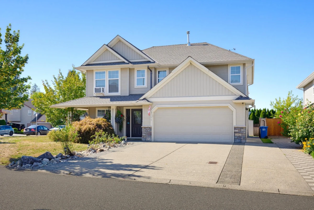 Exterior Front Photo of 3625 Heritage Drive, Abbotsford, BC