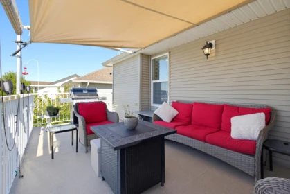 Swimming Pool Photo of 3625 Heritage Drive, Abbotsford, BC