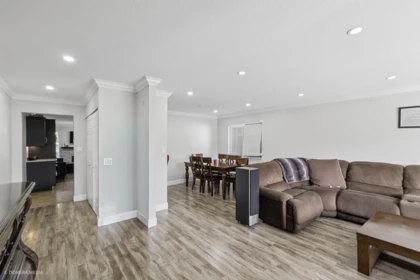 Family Room Photo of 6165 192 Street, Surrey, BC