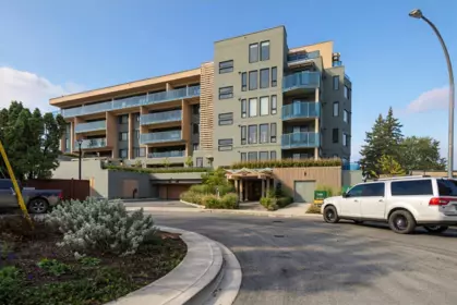301 33160 Plaxton Crescent, Abbotsford, BC, Abbotsford — Apartment/Condo for sale