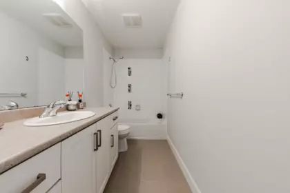 Basement Recreation Room Photo of 21161 79a Avenue, Langley, BC
