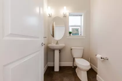 Primary Bathroom Photo of 21161 79a Avenue, Langley, BC