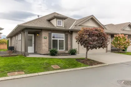 25 45752 Stevenson Road, Chilliwack, BC, Chilliwack — Single Family Residence for sale