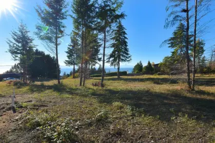 Proposed Lot 2 Salal Road, Sechelt, BC, Sechelt — Land for sale