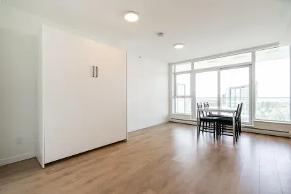 2710 13685 102 Avenue, Surrey, BC, Surrey — Apartment/Condo for sale