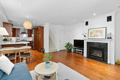 2 1135 Barclay Street, Vancouver, BC, Vancouver — Townhouse for sale