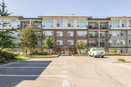 403 9422 Victor Street, Chilliwack, BC, Chilliwack — Apartment/Condo for sale