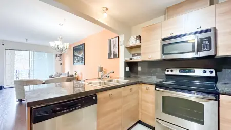 213 6628 120 Street, Surrey, BC, Surrey — Apartment/Condo for sale