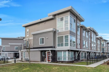 125 8413 Midtown Way, Chilliwack, BC, Chilliwack — Townhouse for sale