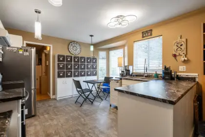 102 10584 153 Street, Surrey, BC, Surrey — Townhouse for sale