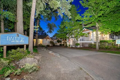 22 12711 64 Street, Surrey, BC, Surrey — Townhouse for sale