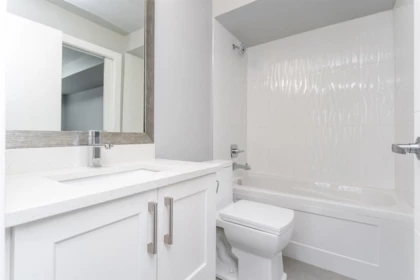305 1990 Westminster Avenue, Port Coquitlam, BC, Port Coquitlam — Apartment/Condo for sale