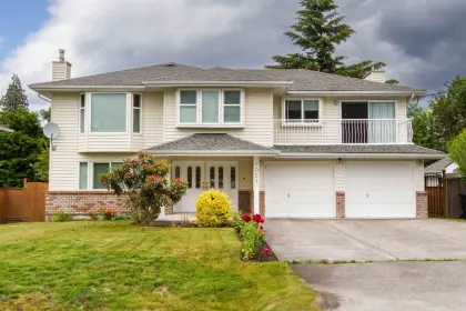2051 Diamond Road, Squamish, BC, Squamish — Single Family Residence for sale