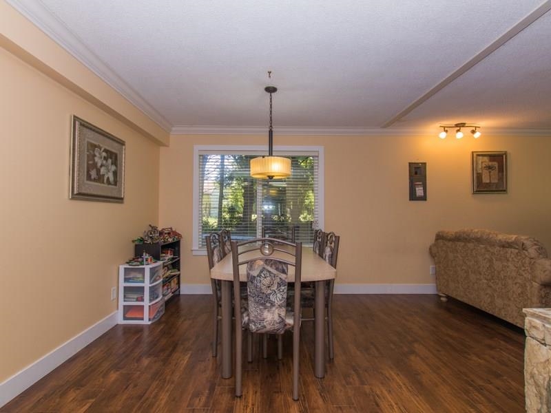 Dining Area Photo of 17242 24 Avenue, Surrey, BC
