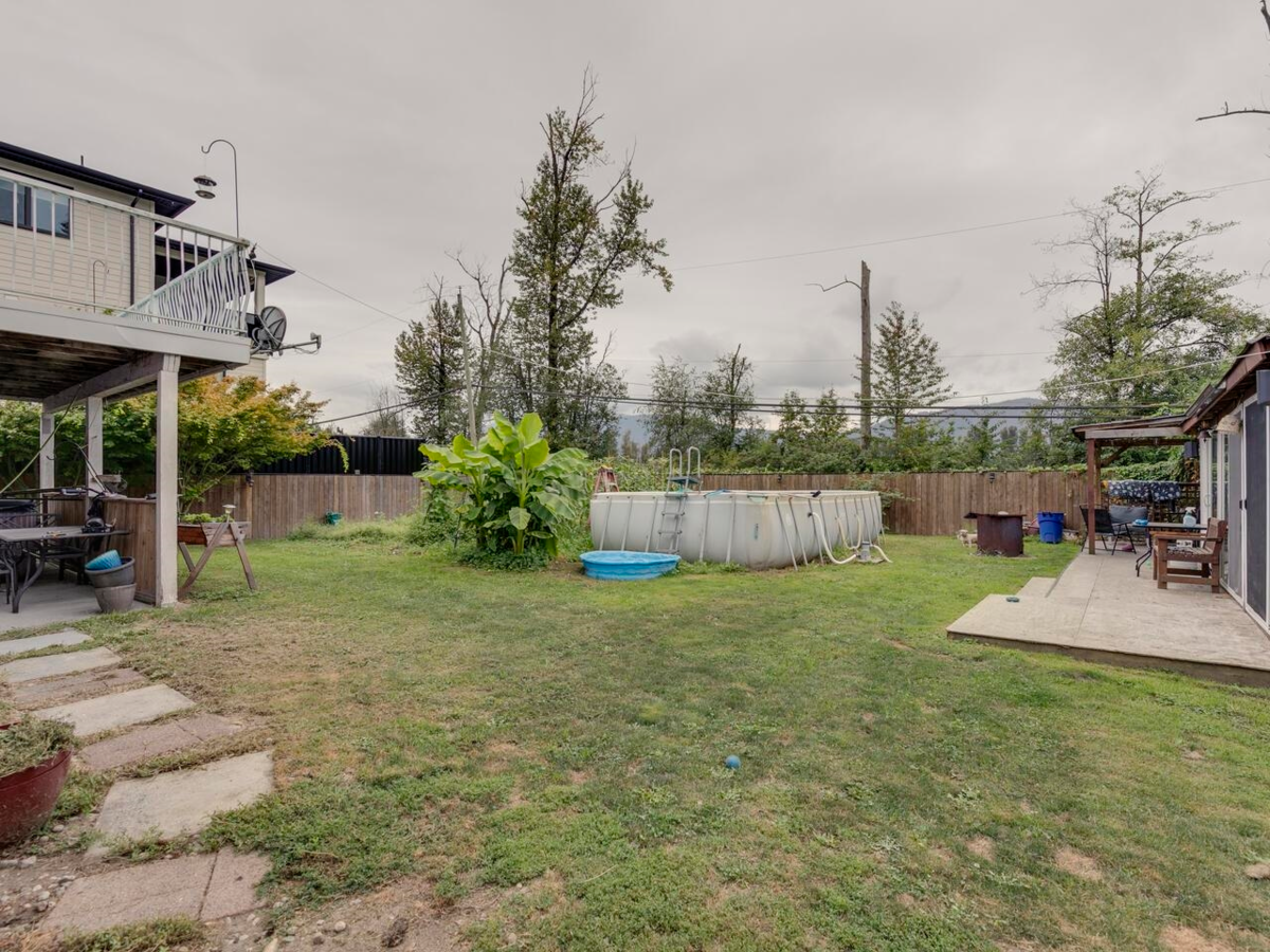 Garden / Landscaping Photo of 35684 Moore Avenue, Mission, BC