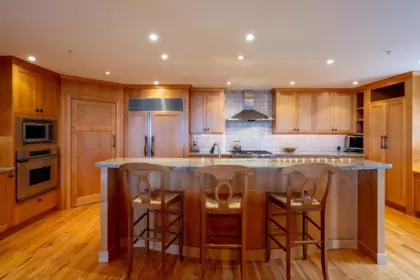 Breakfast Nook Photo of 3826 Sunridge Drive, Whistler, BC