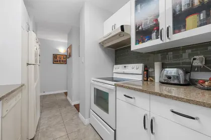 312 10160 Ryan Road, Richmond, BC, Richmond — Apartment/Condo for sale