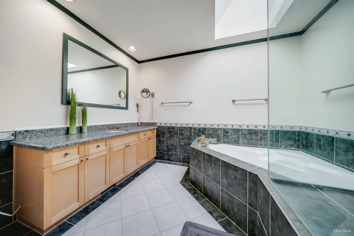 Basement Recreation Room Photo of 9111 Maskall Drive, Richmond, BC