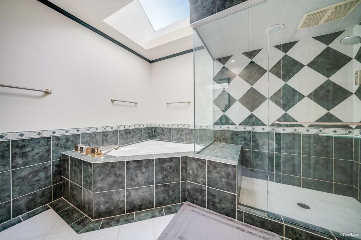 Mudroom Photo of 9111 Maskall Drive, Richmond, BC