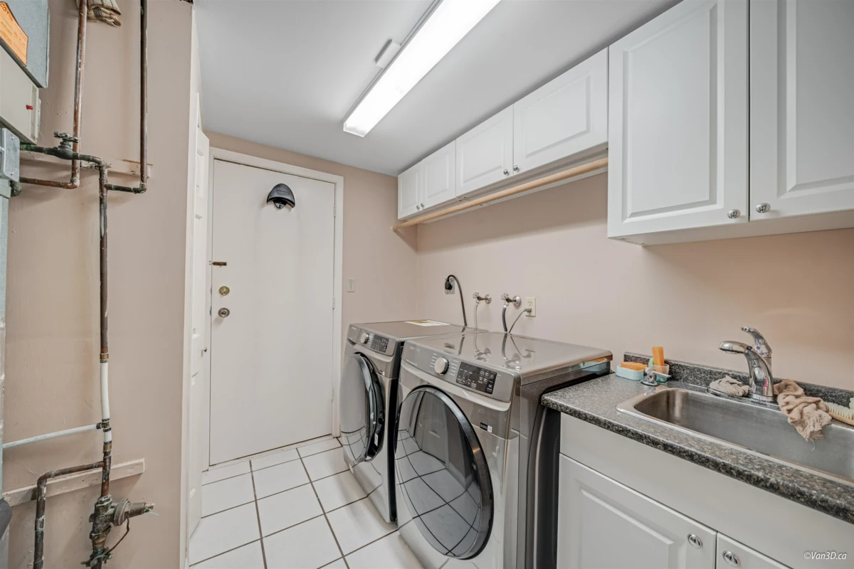 Neighborhood Park Photo Near 9111 Maskall Drive, Richmond, BC