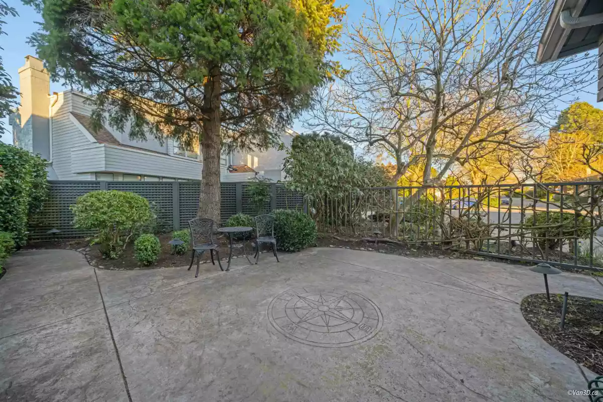 Outdoor Kitchen Photo of 9111 Maskall Drive, Richmond, BC