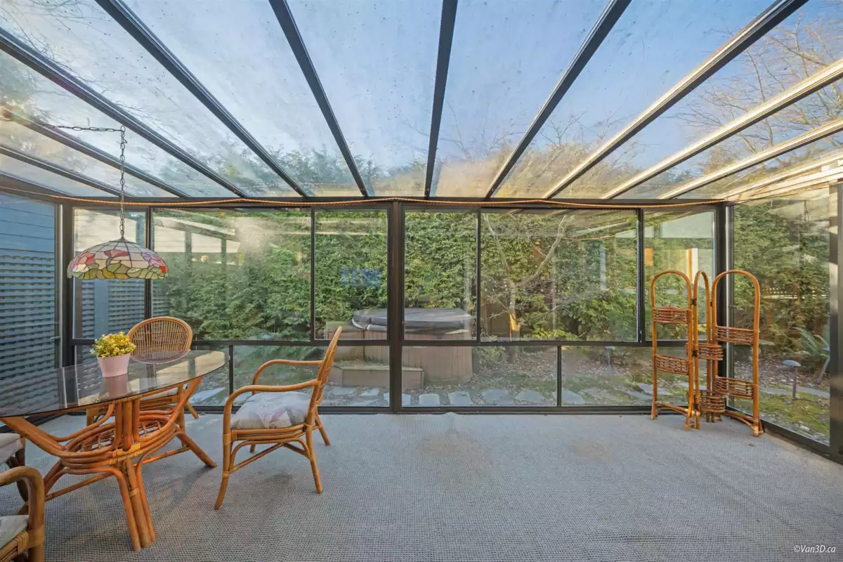 Swimming Pool Photo of 9111 Maskall Drive, Richmond, BC