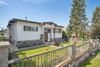 4004 Parker Street, Burnaby, BC, Burnaby — Single Family Residence for sale
