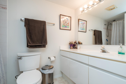 Laundry Room Photo of 16 8533 Broadway Street, Chilliwack, BC
