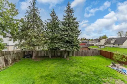 5982 177b Street, Surrey, BC, Surrey — Single Family Residence for sale