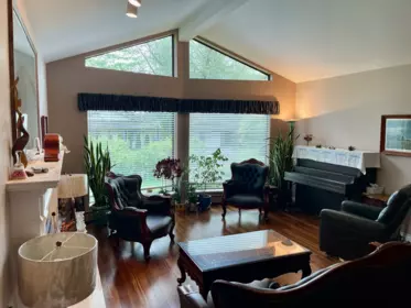 7984 Meadowood Drive, Burnaby, BC, Burnaby — Single Family Residence for sale