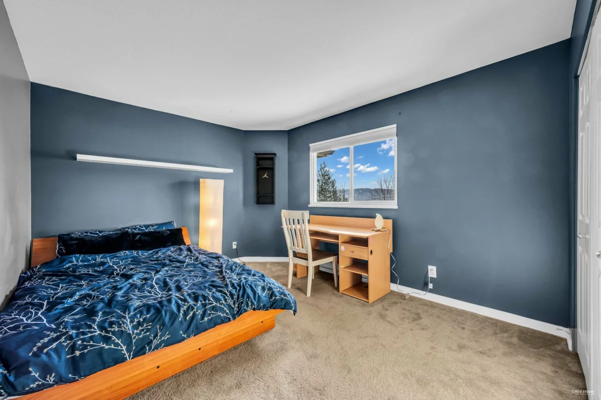 Hallway Photo of 163 101 Parkside Drive, Port Moody, BC