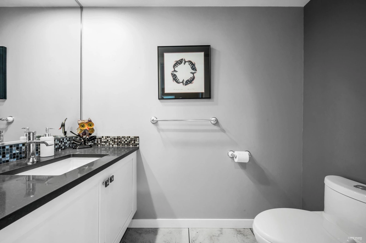 Laundry Room Photo of 163 101 Parkside Drive, Port Moody, BC