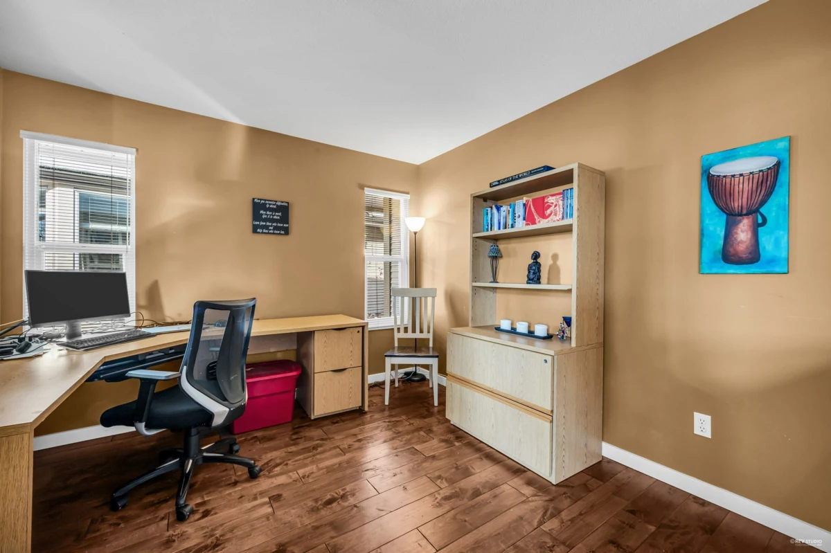 Mudroom Photo of 163 101 Parkside Drive, Port Moody, BC