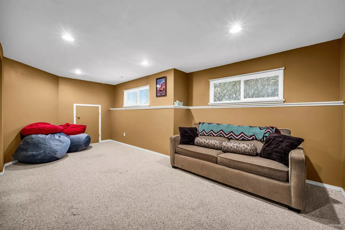 Outdoor Deck Photo of 163 101 Parkside Drive, Port Moody, BC