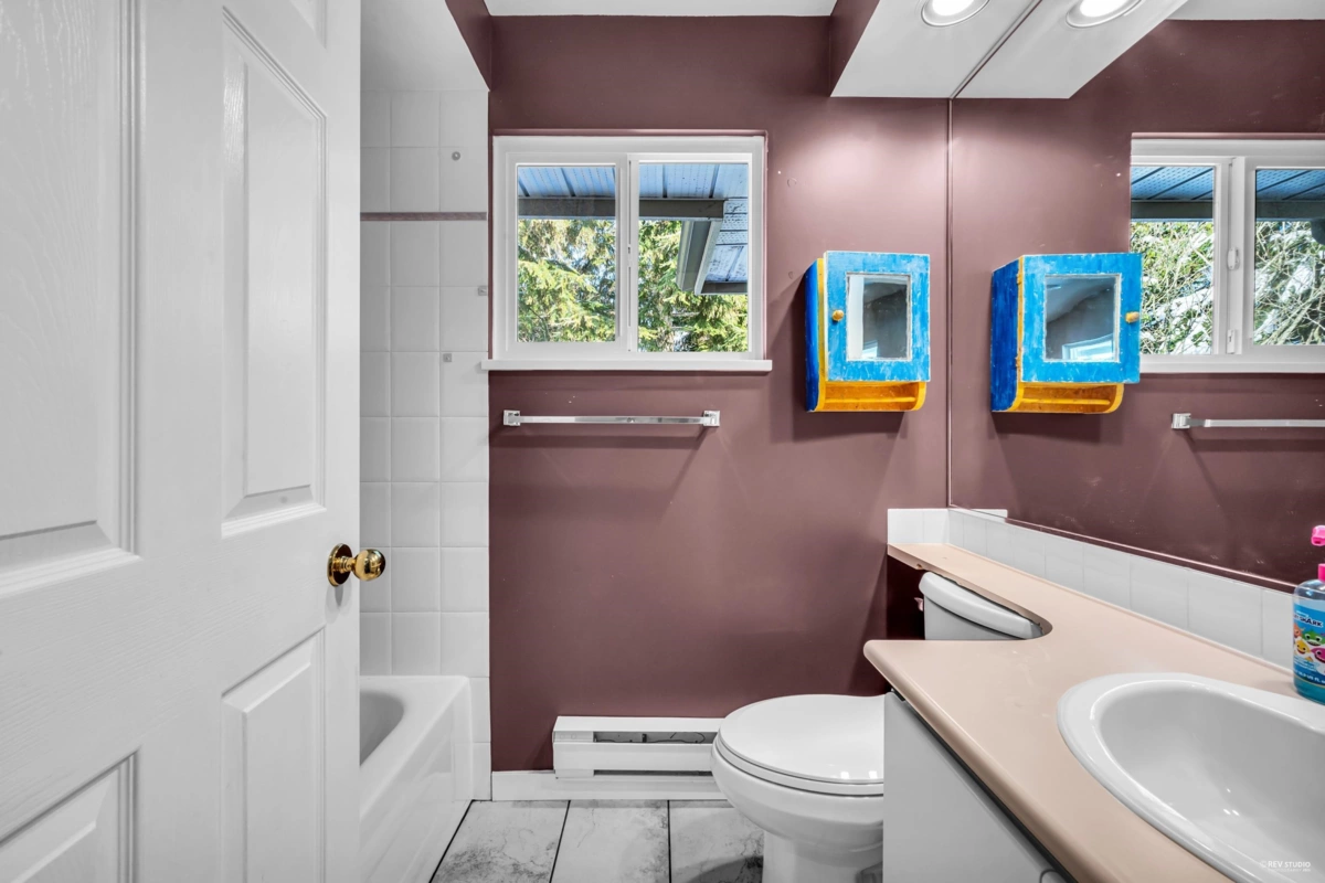 Staircase Photo of 163 101 Parkside Drive, Port Moody, BC