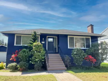 1585 Ross Road, North Vancouver, BC, North vancouver — Single Family Residence for sale