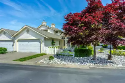 25 9208 208 Street, Langley, BC, Langley — Townhouse for sale