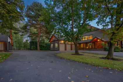 18208 92 Avenue, Surrey, BC, Surrey — 5 bed single family residence for sale