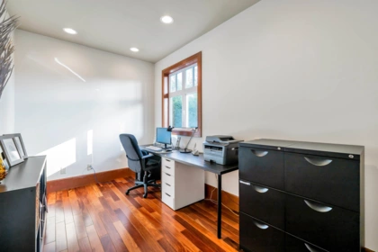 Office / Den Photo of 18208 92 Avenue, Surrey, BC