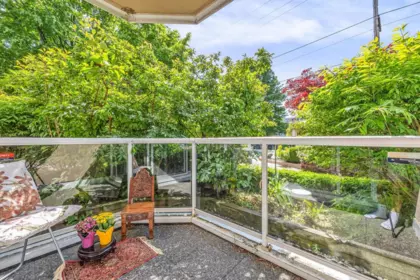 Powder Room Photo of 101 2020 Highbury Street, Vancouver, BC