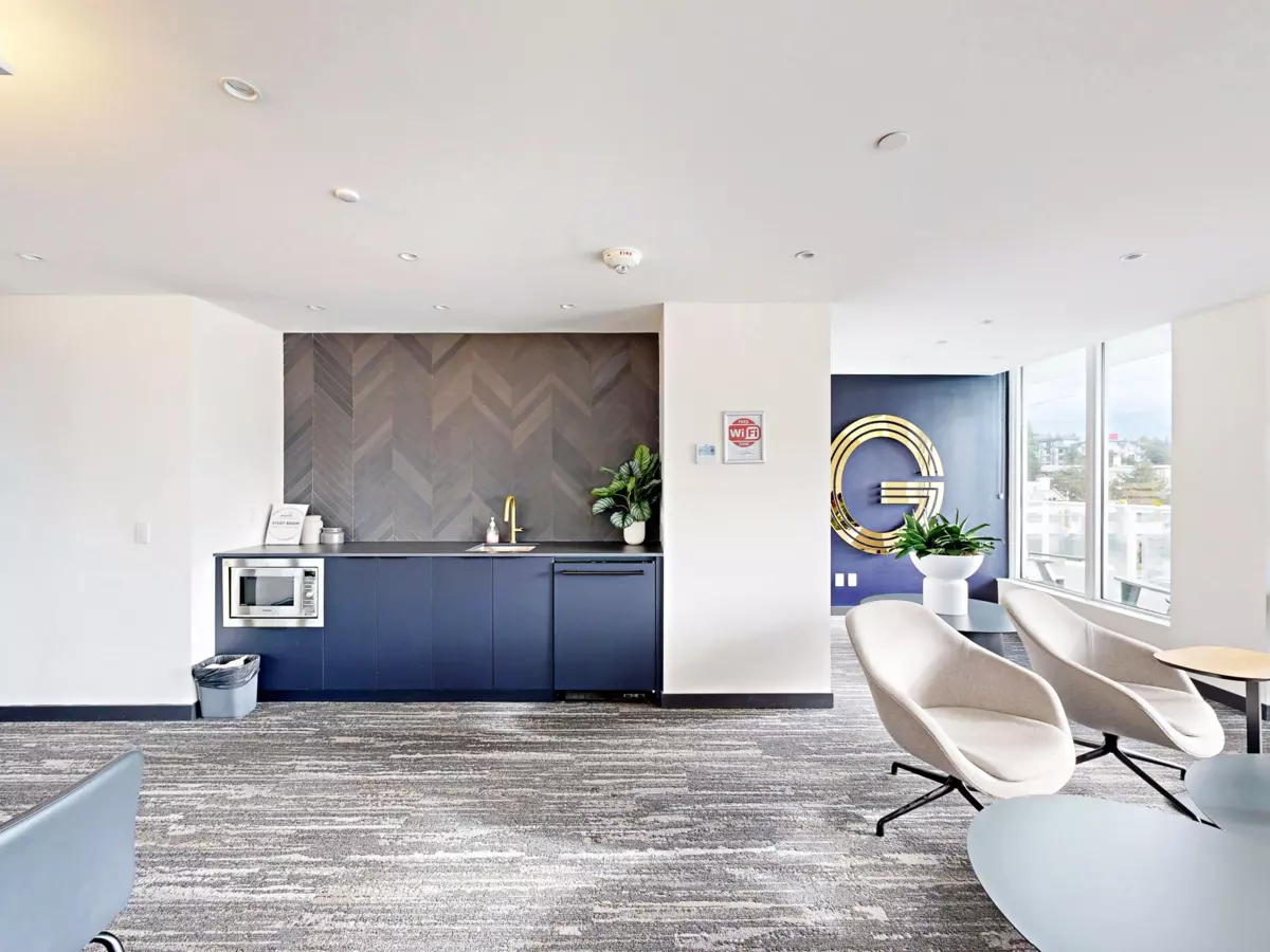 Hallway Photo of 2708 13685 102 Avenue, Surrey, BC