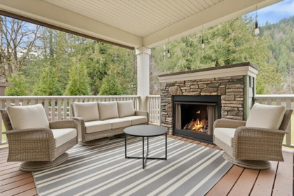 Dining Area Photo of 43342 Creekside Circle, Lindell Beach, BC