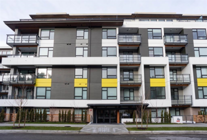 104 3038 St George Street, Port Moody, BC, Port Moody — Apartment/Condo for sale