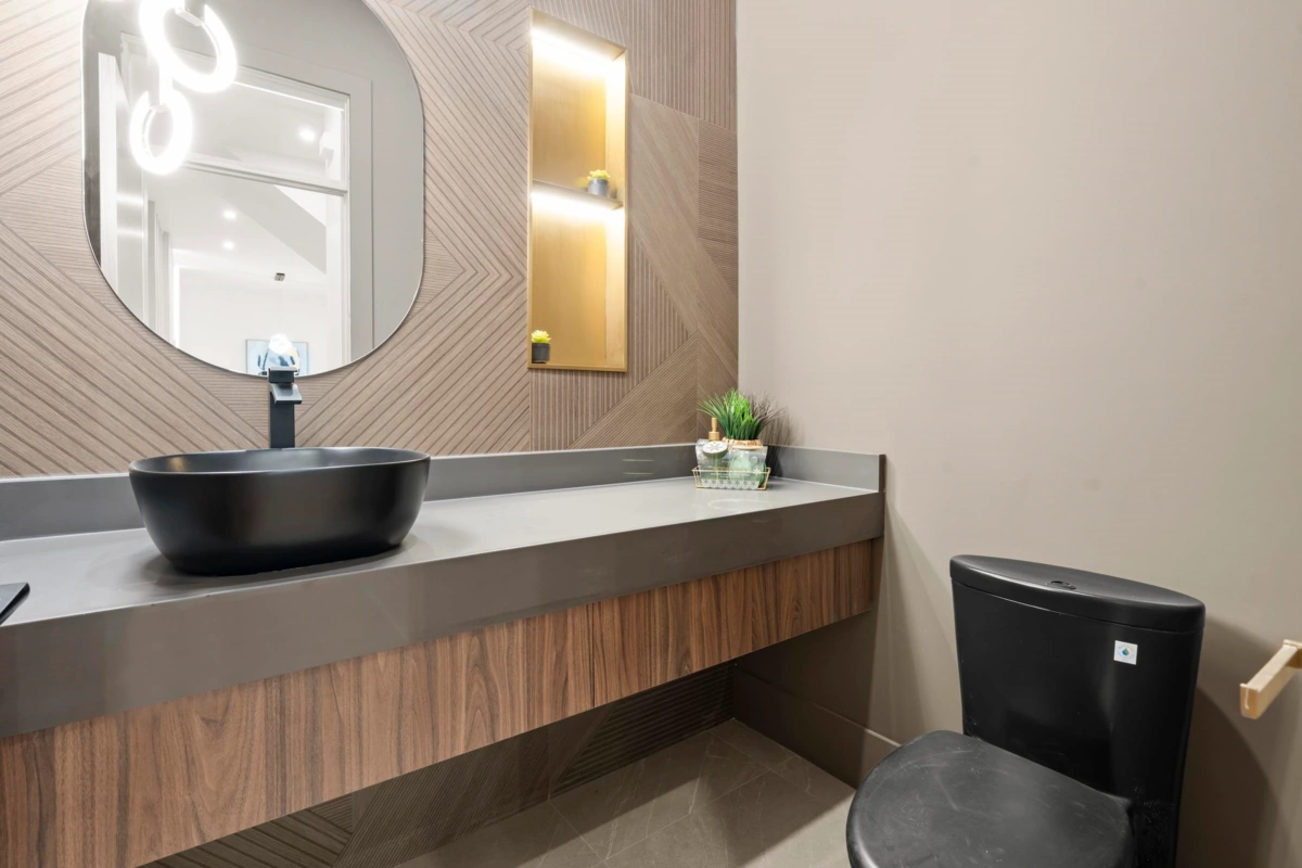 Breakfast Nook Photo of 10033 173a Street, Surrey, BC