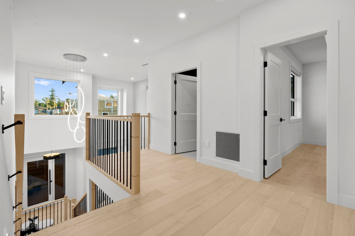 Garage Interior Photo of 10033 173a Street, Surrey, BC