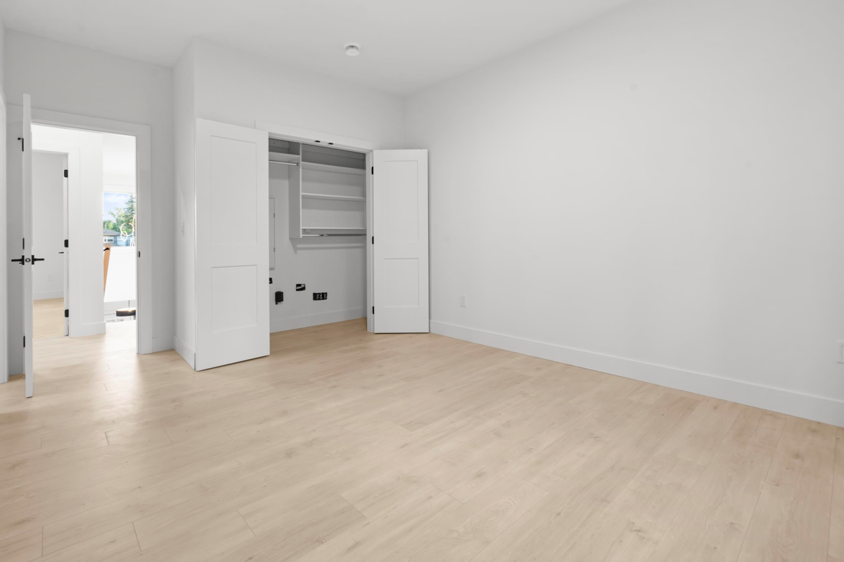 Hot Tub / Spa Photo of 10033 173a Street, Surrey, BC